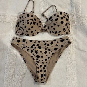 Triangl Sion swimsuit set in Cheetah
